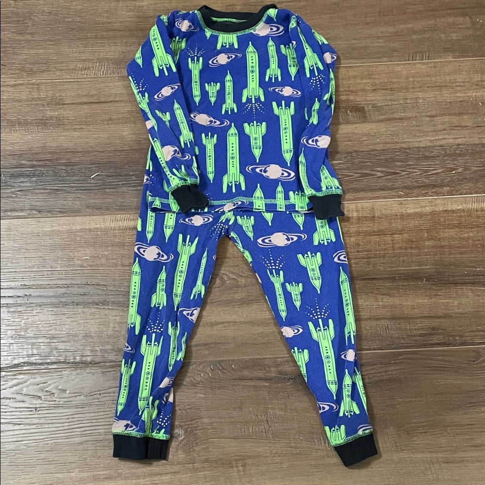 Carter’s Blue and Green Space-Themed Pajama Set 5T